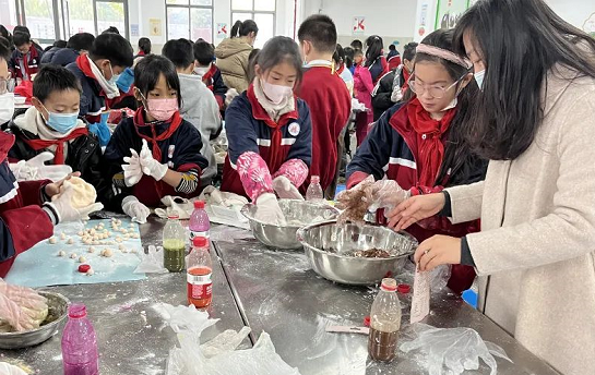 感受“食”味时光，体验“琪”品生活