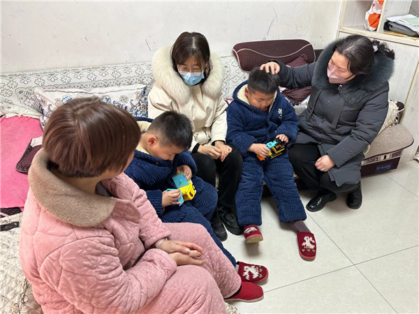 情暖新春  共护未来——盱眙县实验幼儿园开展关爱困境儿童活动