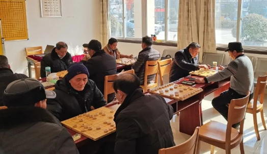 仪征市新集镇：举办“群英聚一堂 一棋连八方”象棋比赛