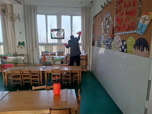 “净”心“净”力迎开学——盱眙县河桥镇中心幼儿园认真做好开学准备工作