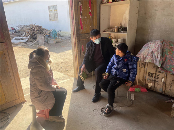 精准扶贫在路上,走访入户暖人心——盱眙县管镇中心小学走访经济困难家庭学生