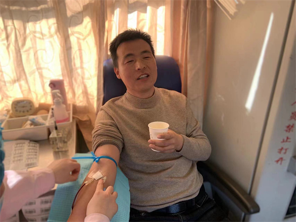 献青春热血，展大爱担当——盱眙县铁佛中心小学组织开展义务献血活动