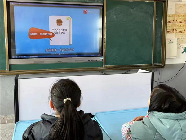 与法同行 保护长江——盱眙县黄花塘镇中心小学开展普法宣传教育系列活动