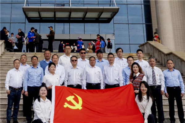 追寻红色足迹，四敢担当育人——盱眙县天泉湖中学党支部开展践学活动