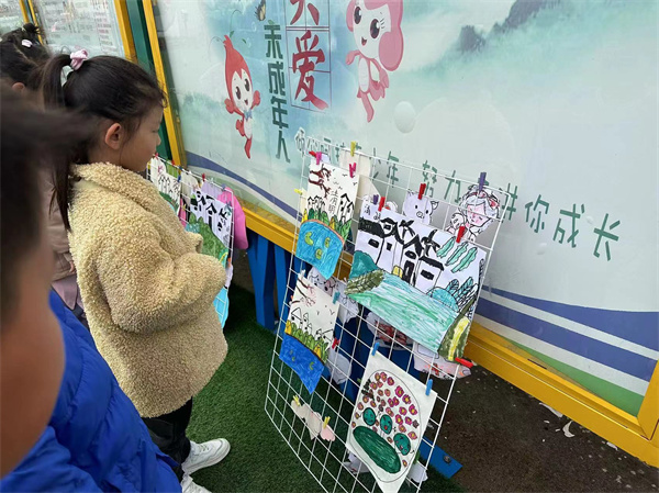 盱眙县旧铺中心幼儿园开展“春暖花开忆清明”主题活动