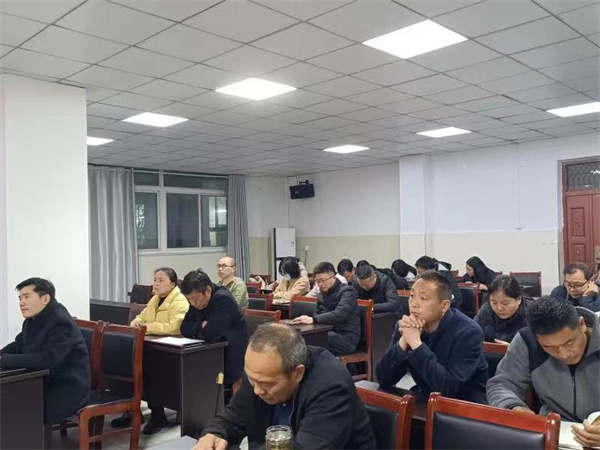 踔厉奋发 勇毅前行 团结奋斗——盱眙县第二高级中学党支部开展主题党日学习活动