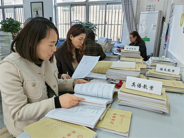 “案”藏智慧 ，“教”出精彩——盱眙县实验小学第三分校开展优秀教案评比活动