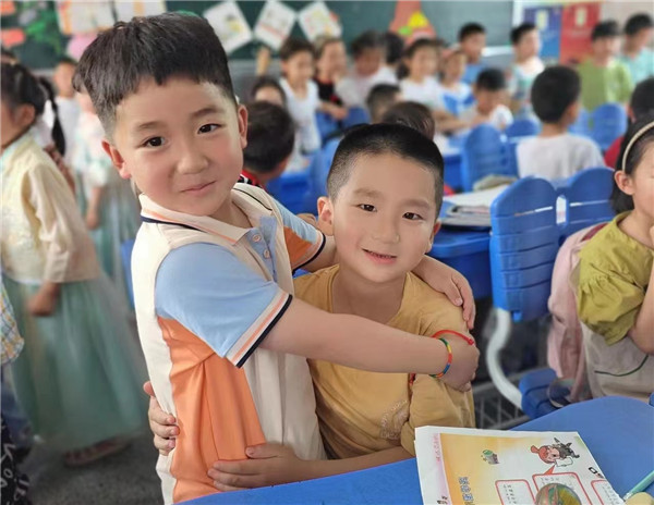 初探小学 礼遇成长——盱眙县穆店中心幼儿园开展幼小衔接主题活动