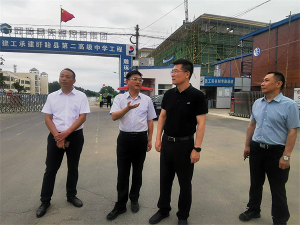 领导齐重视 安全无小事——朱云亮副县长视察盱眙县第二高级中学安全工作