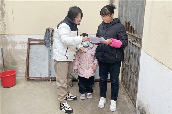 资助育人  筑梦成长——盱眙县官滩镇中心幼儿园开展2023年秋季家庭困难幼儿资助活动