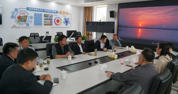 仪征枣林湾旅游度假区：园区主要领导接待客商洽谈项目