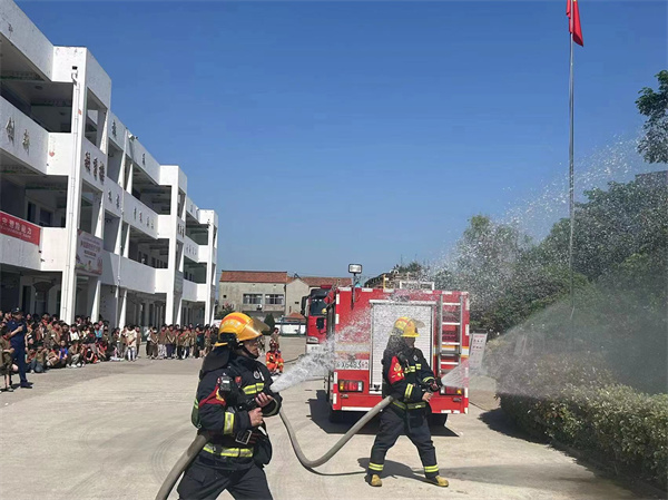 消防安全，你我“童”行——盱眙县黄花塘镇中心小学、黄花塘镇中心幼儿园与