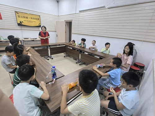 银城东苑社区：雷达探秘·科技筑梦