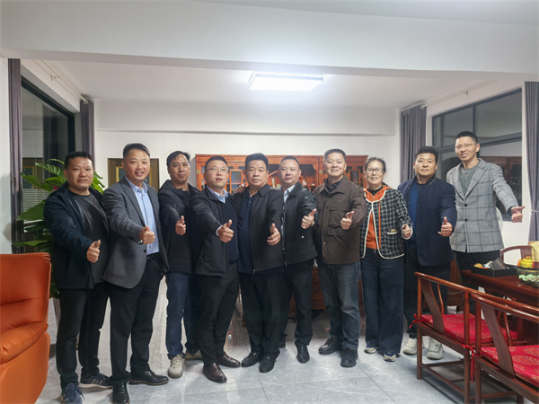 淮安市湖南商会走访瑞海包装科技 深化交流共促发展