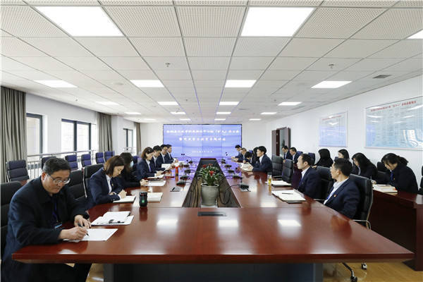 金湖县行政审批局让党史教育“每日在线”
