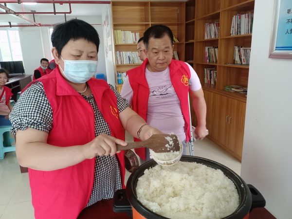 疫情无情，人间有爱