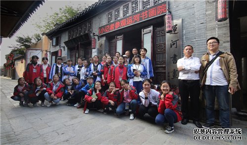 《新华访谈网》承恩小记者参观采访淮安河下传统文化一条街
