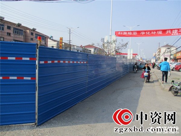 镇江破烂不堪三山街路面(湖山路三山集镇)开始大修啦！