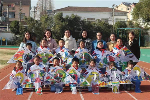 巾帼守护成长 绘制梦想向未来——盱眙县实验小学女职工开展关爱困境、留守儿童活动
