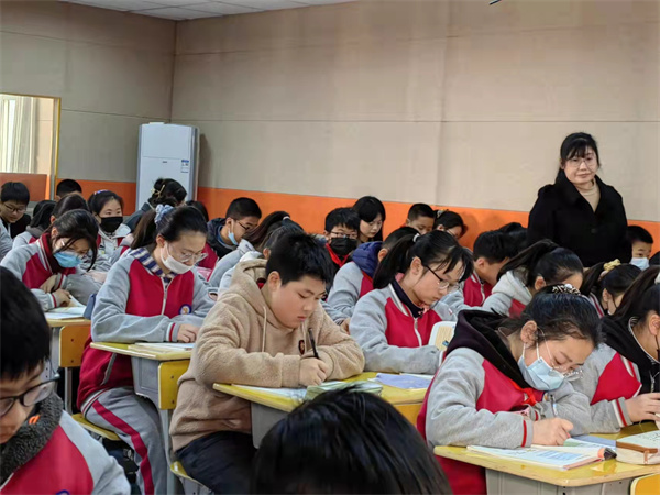 融合课堂，引领学生走向知识的海洋——盱眙县实验小学英语教研活动