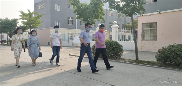 盱眙县团县委领导莅临管镇中学指导共青团工作