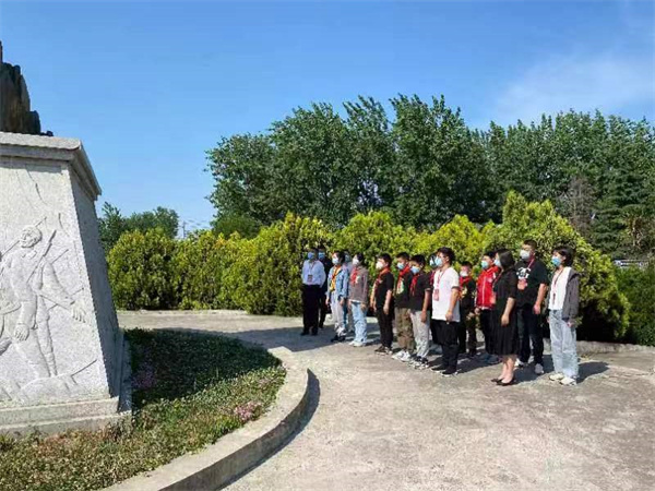 了解家乡历史传承红色血脉——盱眙县人大代表陈绪梅红色记忆专业工作室开展红色教育活动