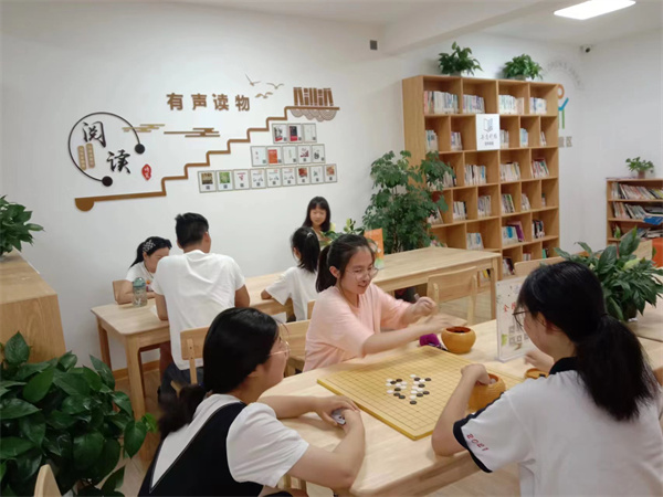 留守儿童的港湾——盱眙县官滩镇校外教育中心辅导站暑期记实