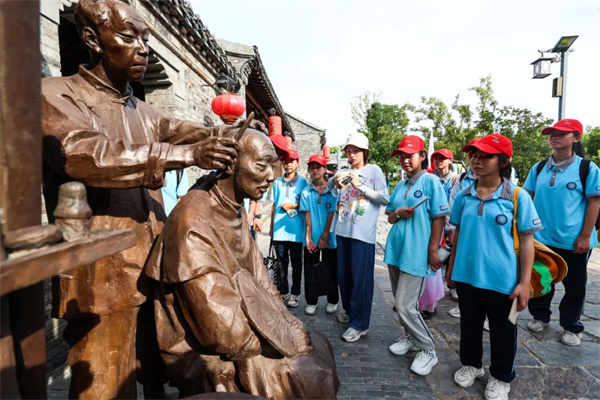 盱眙县仇集中学党支部：关爱留守儿童 爱心不放假