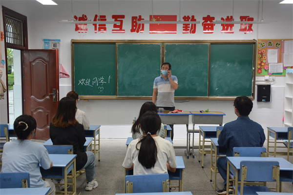 盱眙县天泉湖镇中心小学开展疫情防控实战化演练