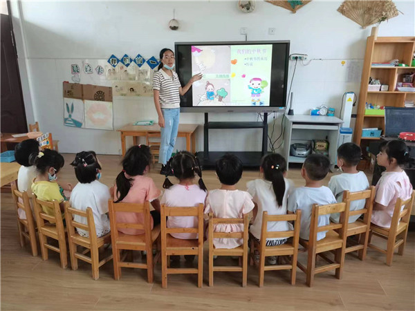 盱眙县仇集中心幼儿园开展中秋节主题活动