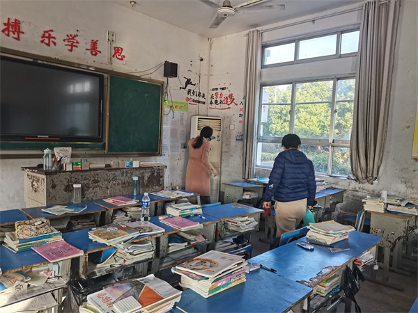 盱眙县黄花塘初级中学认真践行二十大精神积极助力校疫情防控