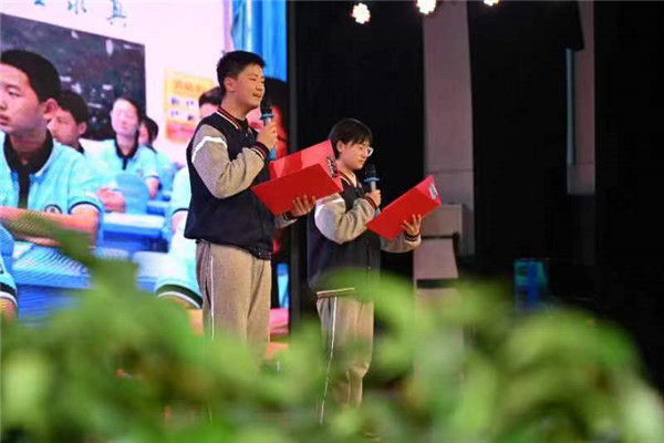 dde10198c2f20085e1d766f0e8b7799.jpg