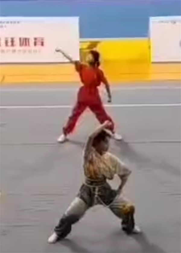 2.jpg