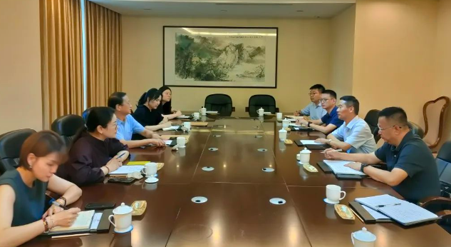 仪征枣林湾旅游度假区：刘昌金会见新华日报社（集团）樊万朝一行