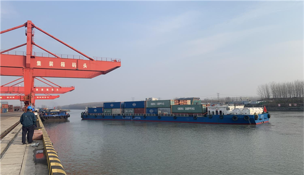 中国首创纯LNG动力船燃料补给标准化换装技术助力我国内河航运绿色发展