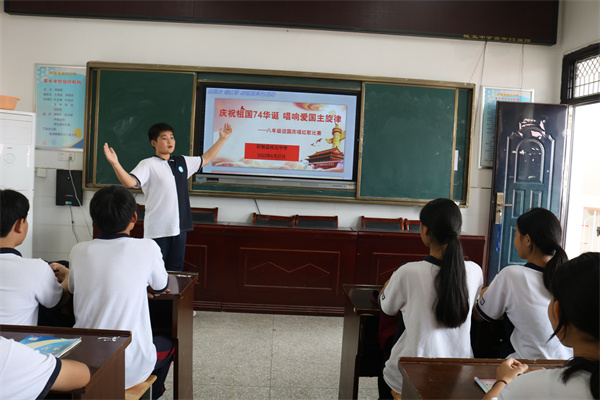 红歌比赛现场2.JPG