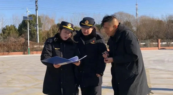 仪征市交通运输综合执法大队：春运前开展专项安全检查