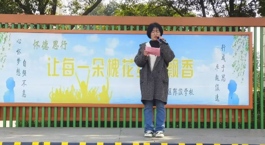 扬州陈俊学校：春“锋”送暖 化暖于行