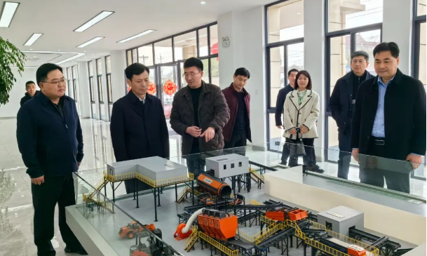 扬州城管局局长刘忠华在仪征调研城市管理工作