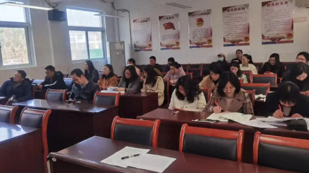 扬州|陈俊学校：教师培训从“心”开始