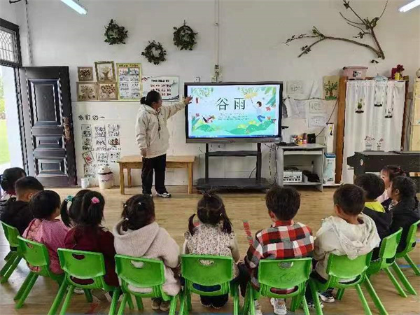 雨生百谷 时至暮春——盱眙县仇集中心幼儿园开展二十四节气之谷雨主题活动