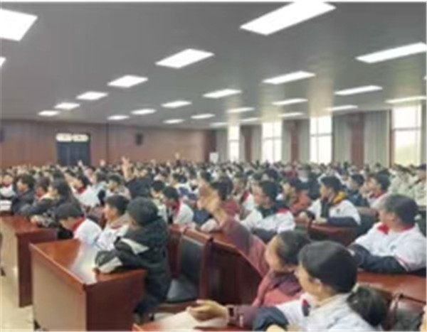 ec4bdb58772331fea6b501d0c497144.jpg