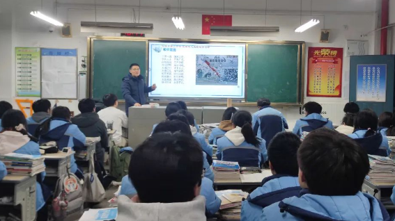 仪征市第二中学：勿忘国耻 吾辈自强