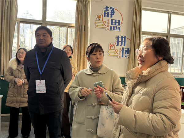 一室一隅皆文化 一墙一案展芳华——盱眙县五墩实验小学开展“最美办公室”评比活动