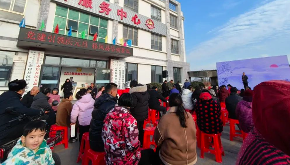邗江区公道镇欧阳村、赤岸社区：党建引领庆元旦，移风易俗树新风
