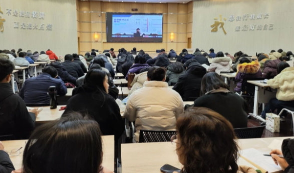 扬州维扬中学：做有温度的教育 当幸福的引路人