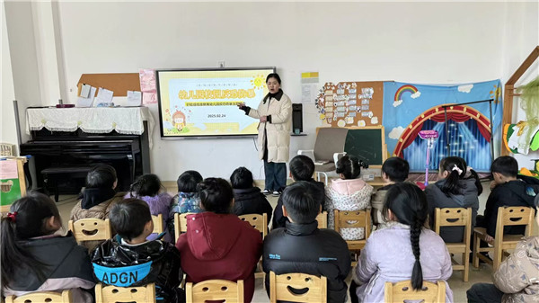 反恐防暴，安全“童”行——盱眙县临淮新寓幼儿园开展反恐防暴应急演练活动