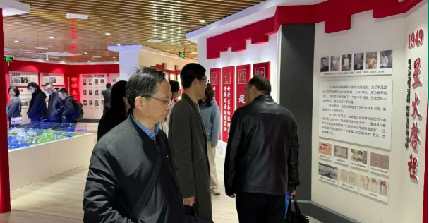 仪征市第二中学教师团队赴南通观摩学习