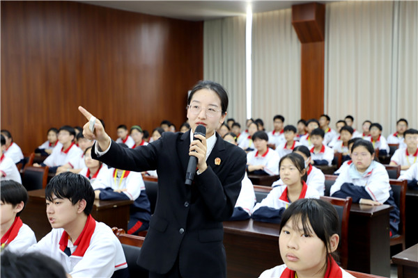 c9120f5fff9f27bd82f54d14fe9d368.jpg