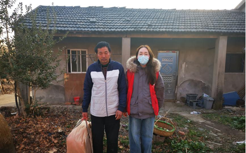 云台村:慰问困难老人 传递浓浓温情